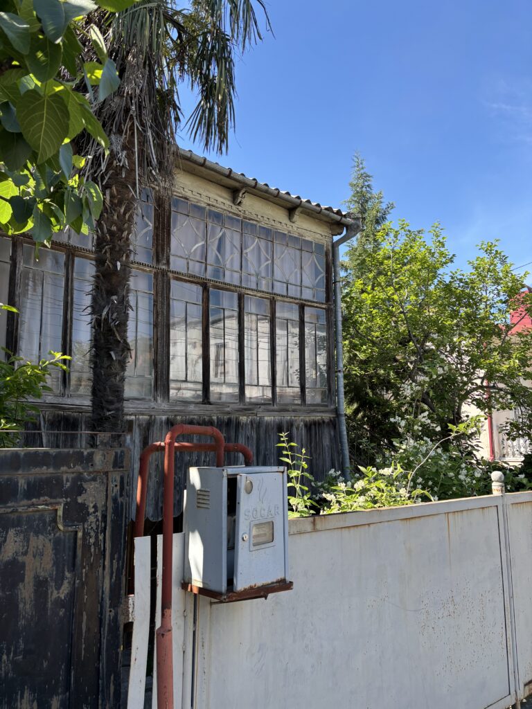 Georgien Reisetipps Haus in Kutaissi