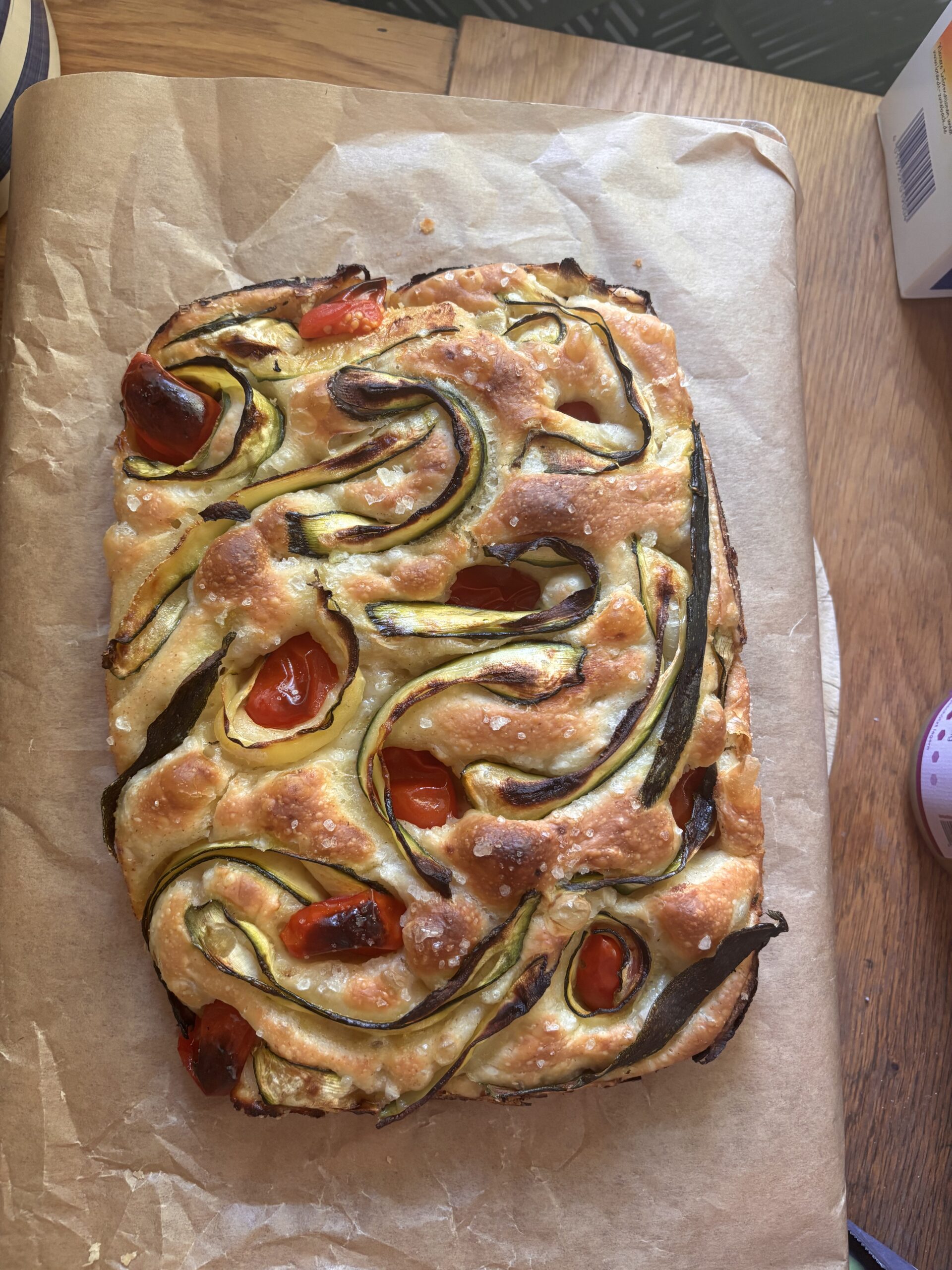 Focaccia backen: das easy Grundrezept für süß und herzhaft